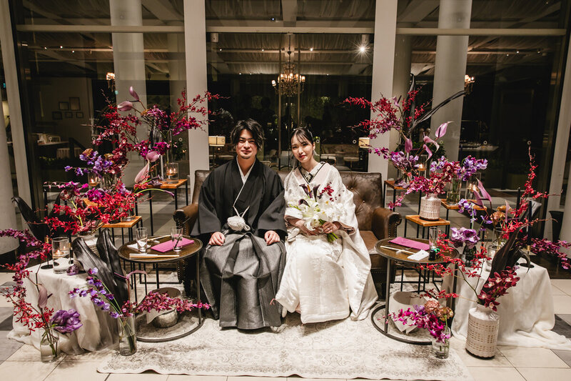 印象にのこる華やかな高砂席へ「メインバック装飾」にぴったりのスタンドブライダルスタッフノートペガサスキャンドル株式会社 ブライダル事業