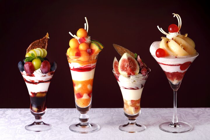 2025年いちごパフェ いまだけの贅沢！ 旬のいちごを楽しむ華やかなパフェ8選Numero TOKYO