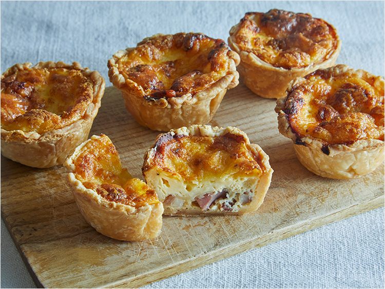 トースターで簡単！たくさん小松菜を使ったキッシュレシピ