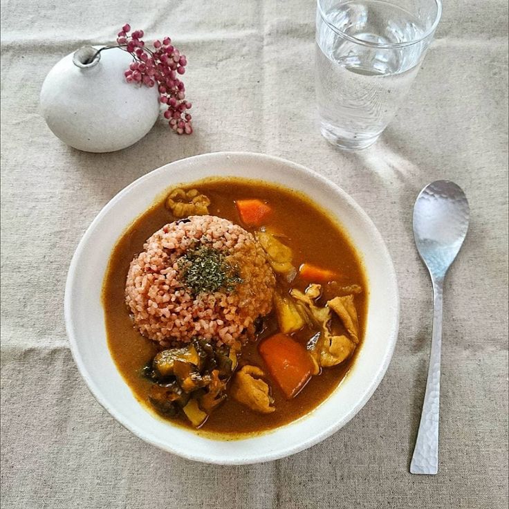 センス不要!レトルトOK こだわり感あるカレーの盛り付けコツ 2選 誰でもできる方法を解説さぼてんさんの生活手帳 盛り付け ・飾り切りは誰でもできる無料の贅沢