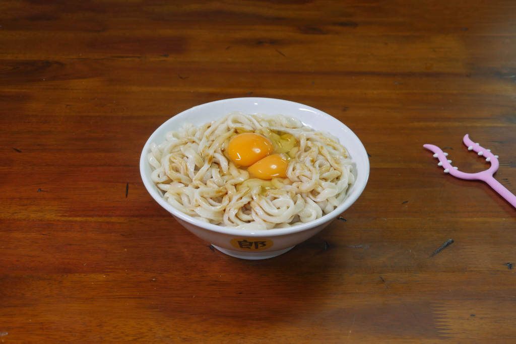うどん打ちを趣味にしていた父が、吉池で売っていた生うどんを食べたら『こんなにもうまいうどんがこの値段なら、もう打つ必要ない』と引退してしまった -Togetter