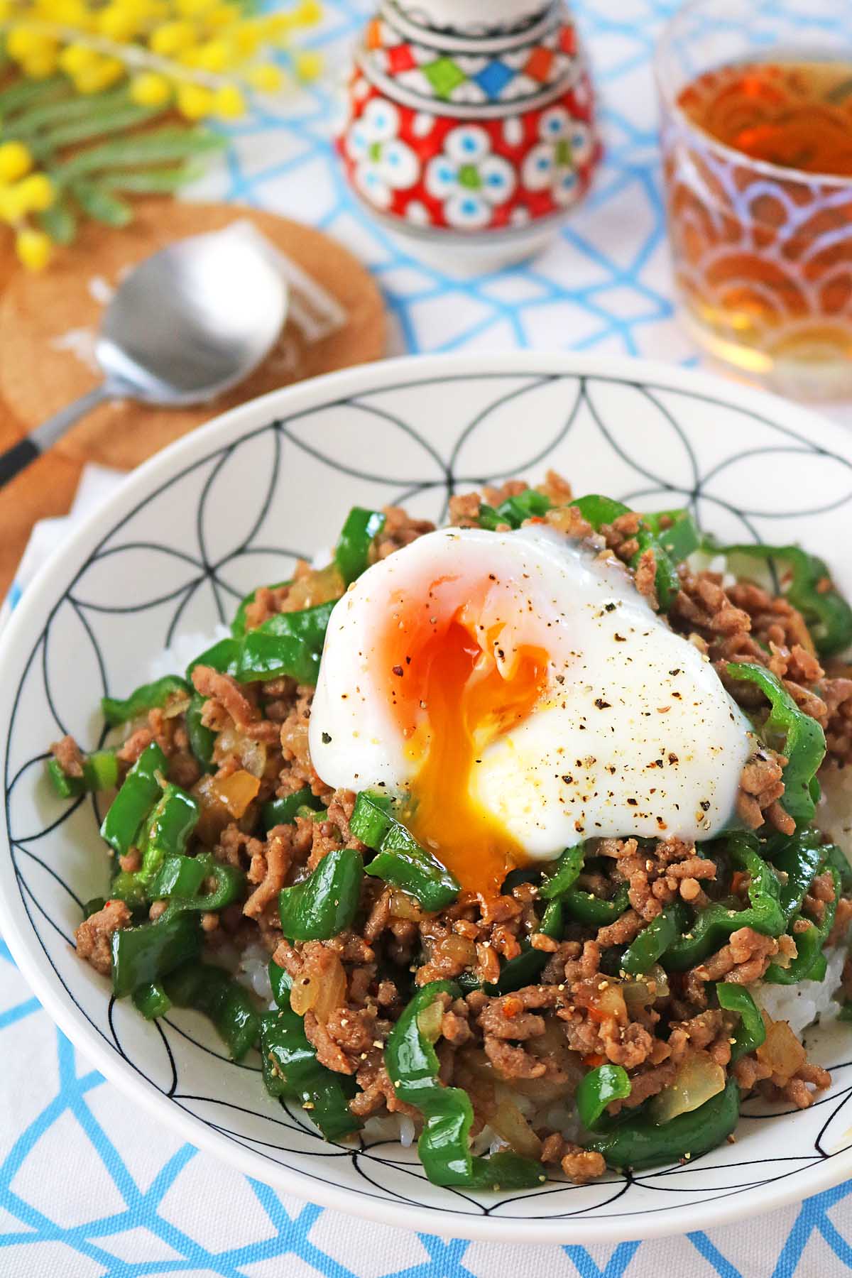 簡単！豚そぼろの三色丼