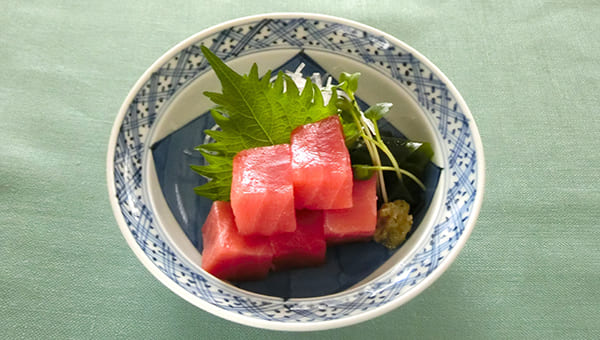 驚くほど簡単! 築地のお寿司屋さんに聞いた「マグロの漬け」裏ワザ - 魚河岸ウォーカ