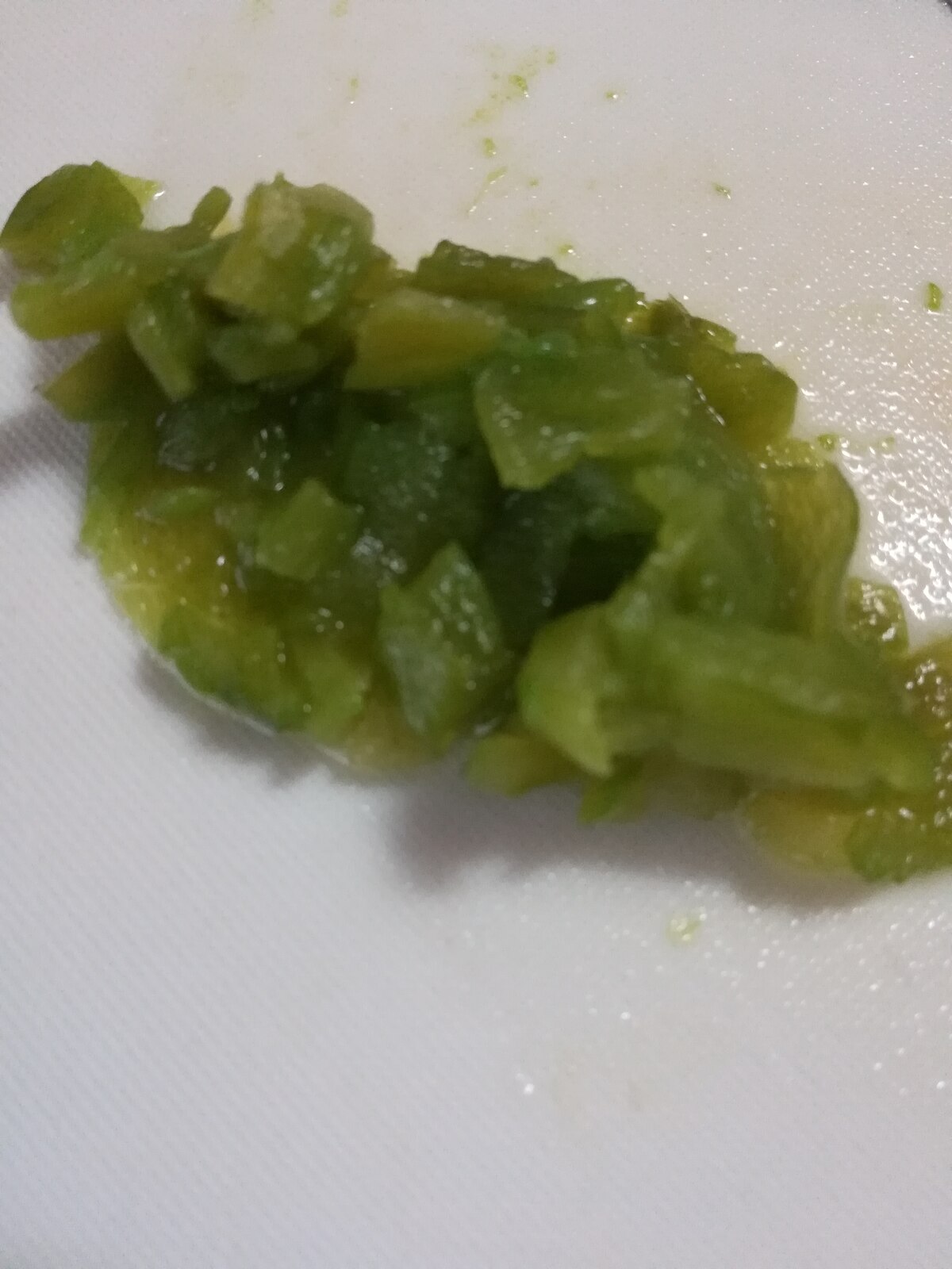 離乳食・後期 ピーマンの卵チャーハン 9～11ヶ月向けレシピ メニュー はらぺこベビー 離乳食＆幼児食レシピサイト