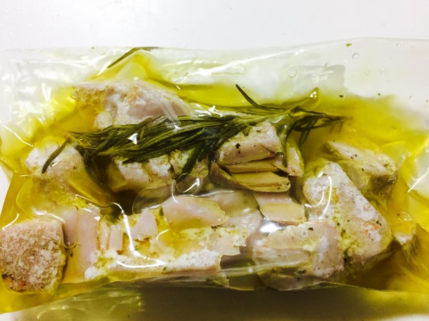 低温調理 スーパーの刺身で作る油控えめの自家製ツナ シーチキン生臭さみ対策