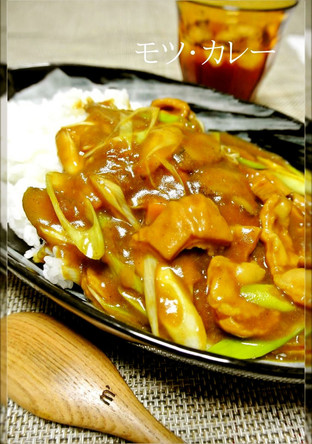 冷やしぶっかけそうめんと、もつ煮 が食べたくなり作り、もう一品どうしよっかなと、アシスタントひなこさんに希望を聞いたところ、「あたし、肉じゃが食べたい」とおっしゃるので、作ったら、スープ物に寄った 献立になりました🍲笑 ということで、今日の献立は 🍀ポーク