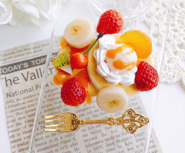 スイーツにしか見えない ！モンブランそっくりのiPhoneケースがおいしそう♪ - isuta イスタ-私の“好き”にウソをつかない