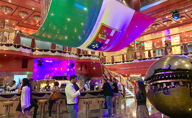 船上ではこんな料理が食べられる？！乗組員に人気のメニュー特集BVTL Magazine日本郵船株式会社