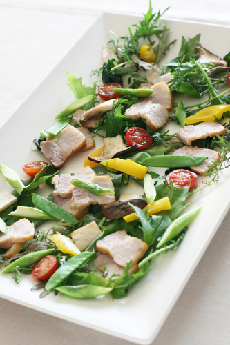 自家製「パンチェッタ」のレシピ。塩漬けで豚肉のうまみが凝縮！三越伊勢丹の食メディアFOODIE フーディー