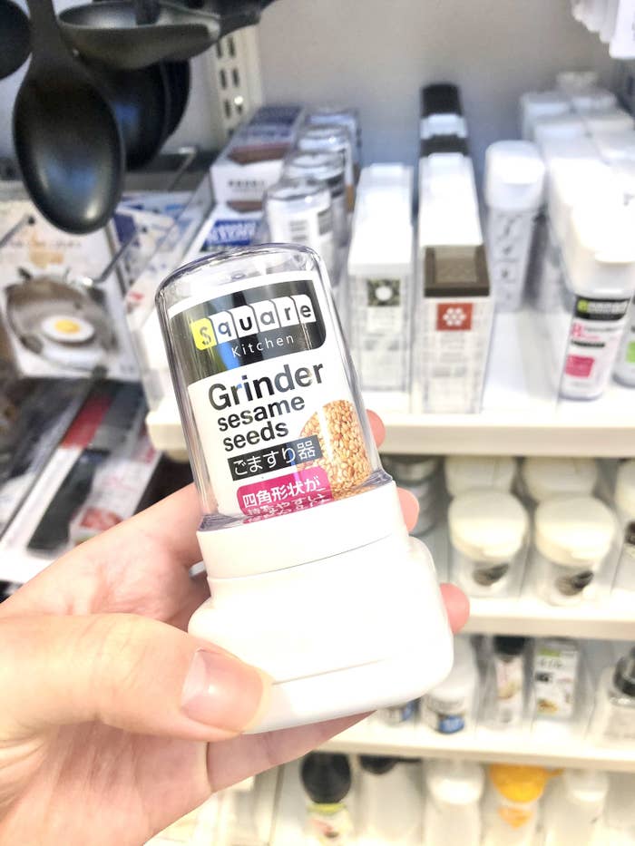 100均 ゴマすり器が超絶便利すぎるのでおすすめ - 節約もするけど、贅沢もする