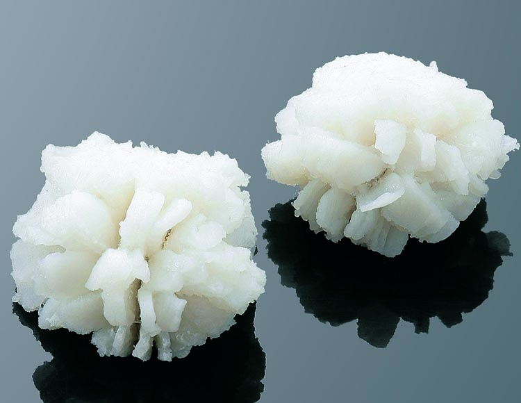 お椀 牡丹鱧清仕立て 輪すだち 蓴菜 梅肉GINZA 豉 KUKI