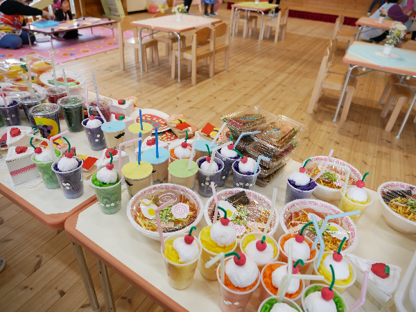 ごっこ遊びレストラン - 印刷可能なカフェメニュー - 印刷可能な子供用遊び - レストランごっこセット - ダイナーメニュー - ごっこ遊びおもちゃ レストラン - カフェ看板 - Etsy 日本