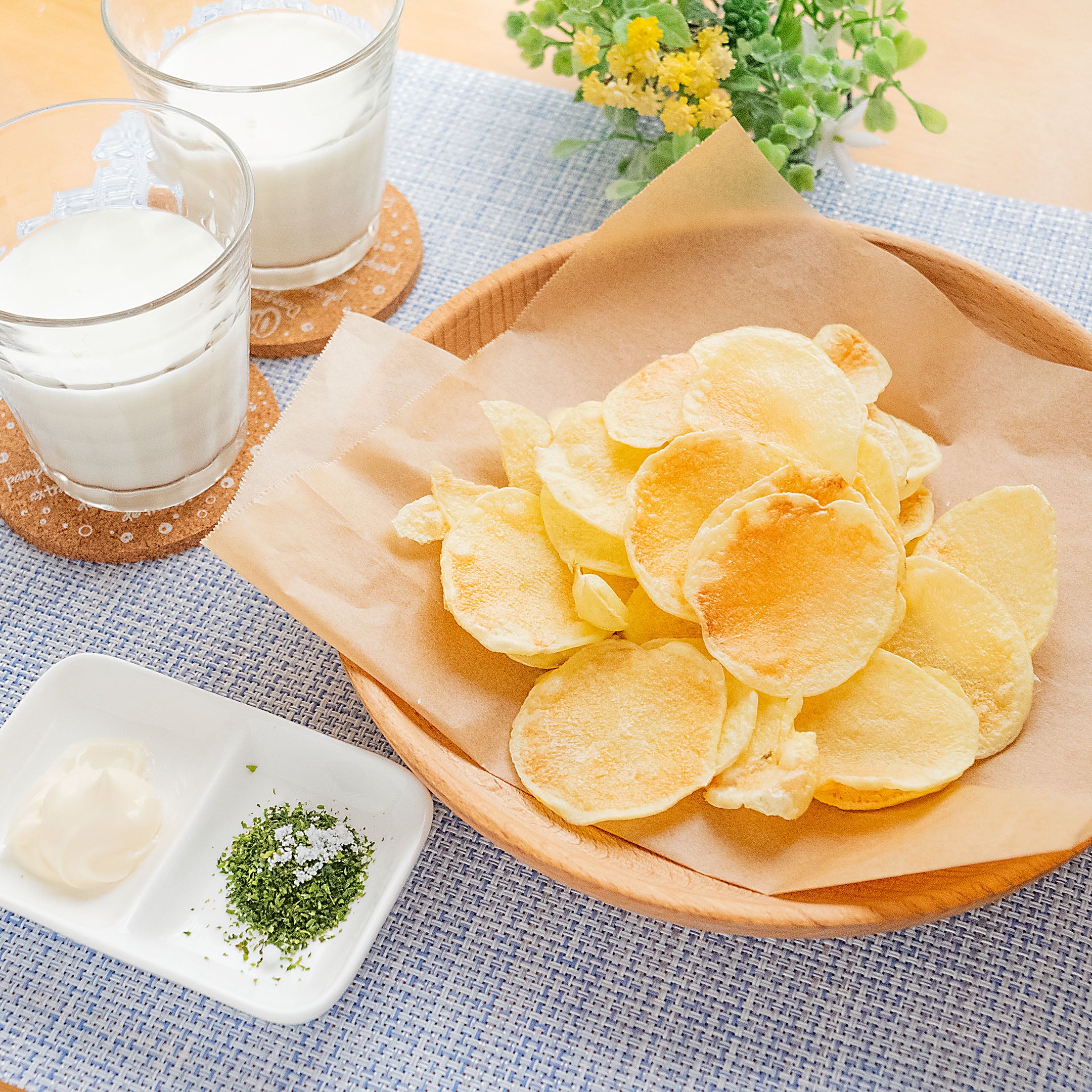 材料2つ！ 無添加ポテトチップスの作り方レンジで簡単！揚げないヘルシーなポテトチップス。カロリー控えめでパリパリ食感！-How to makePotato Chips- 料理研究家ゆかり