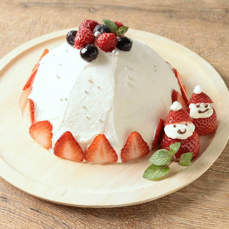 フルーツたっぷりデコレーションケーキ - タカナシ クリーム・コンシェルジュ