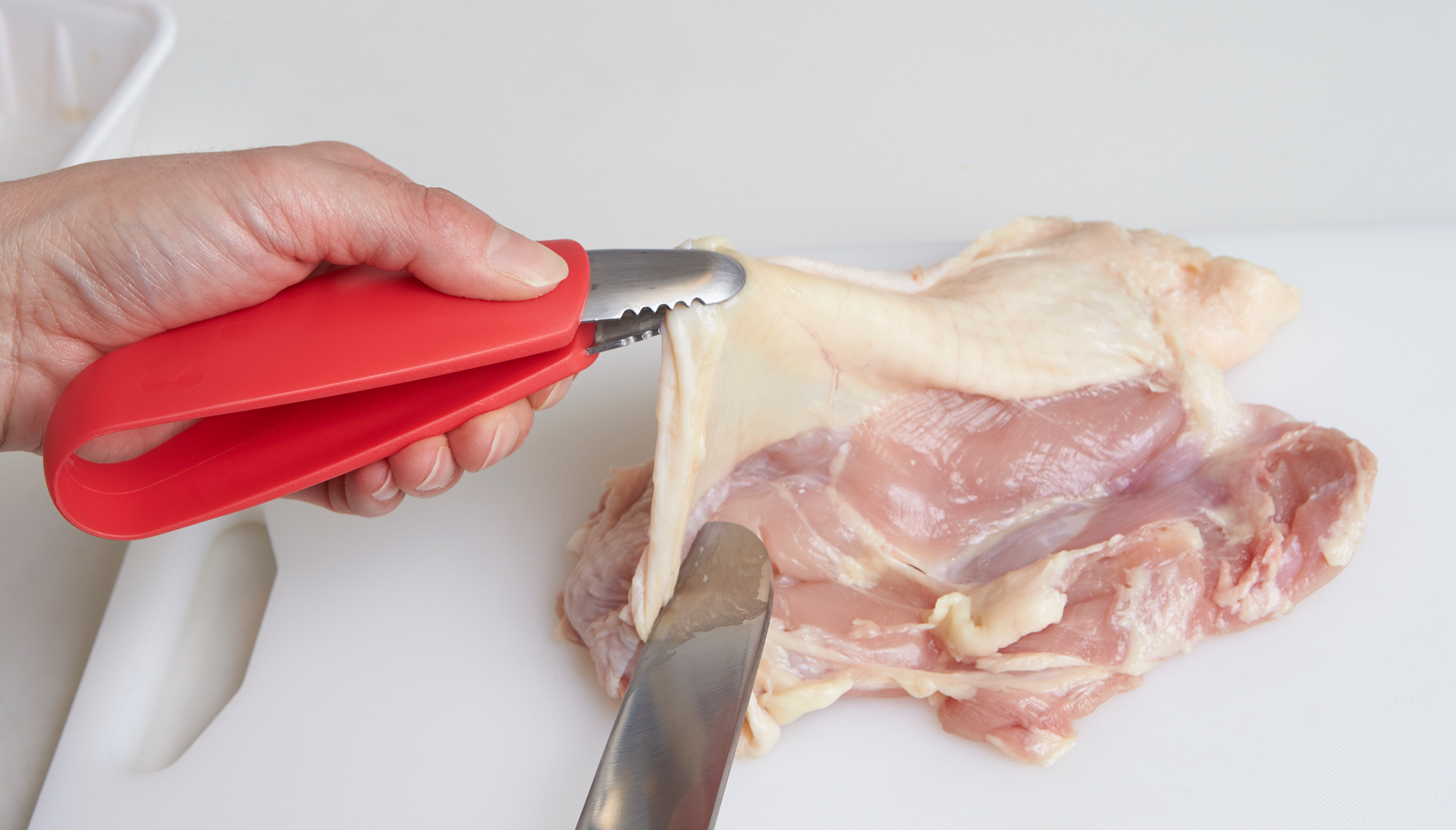 初心者でも超簡単！ 鶏ささみの筋が一発で取れる気持ちいい裏ワザTasty