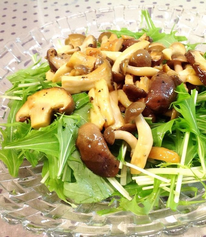 ◇シャキシャキほうれん草のきのこサラダ♪ by ☆結衣☆クックパッド簡単おいしいみんなのレシピが392万品