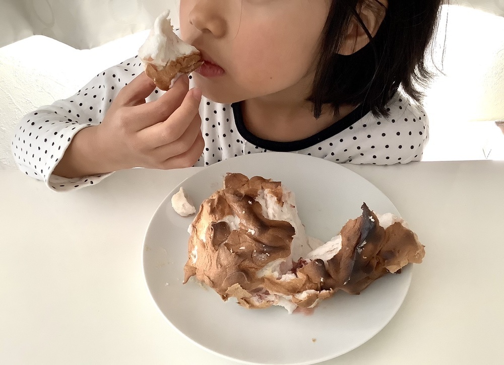 SNSで話題！小麦粉不要の「雲パン」はおいしいの？実際に作って味見してみた！ - トクバイニュース