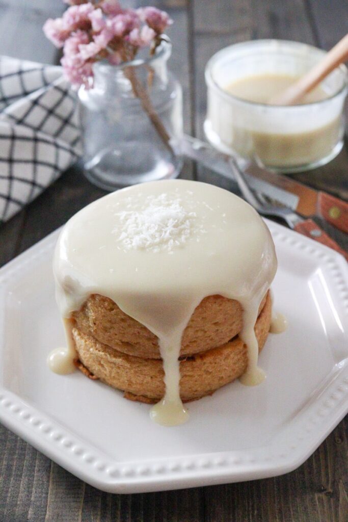 ＡＹＡ監修レシピ 米粉のふわふわスフレパンケーキ - 株式会社 波里Namisato米粉・もち粉・上新粉・胡麻・きな粉の製造販売FOOD ACTION NIPPON 推進パートナ