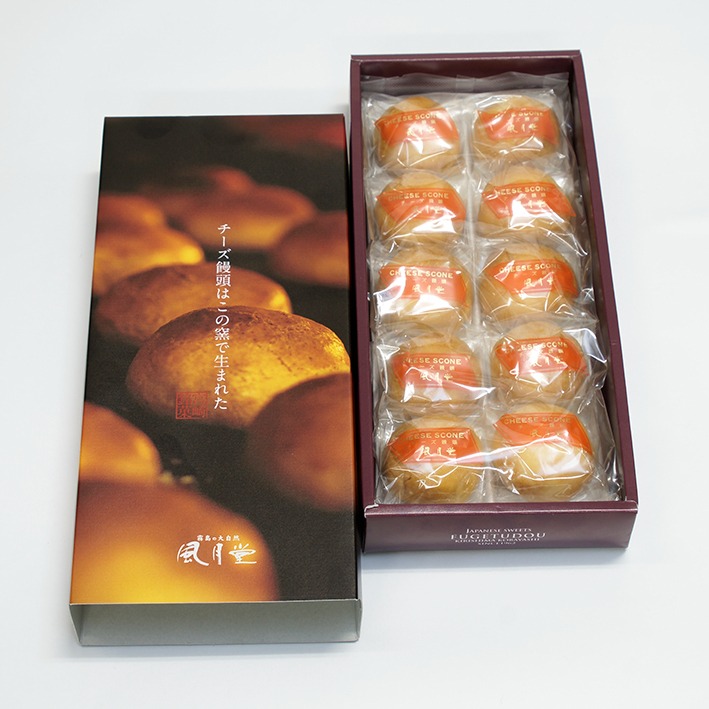 宮崎県特産品使用のスイーツ開発を同県内の高校生たちに解説 -- 大手前大学大手前大学