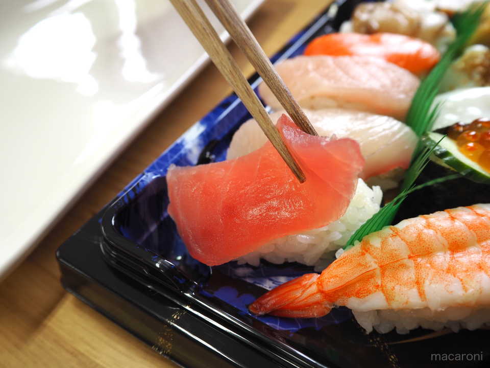 安くて旨い寿司が食べたい02ネタの旨味アップ スーパーの寿司握り直してみた- YouTube