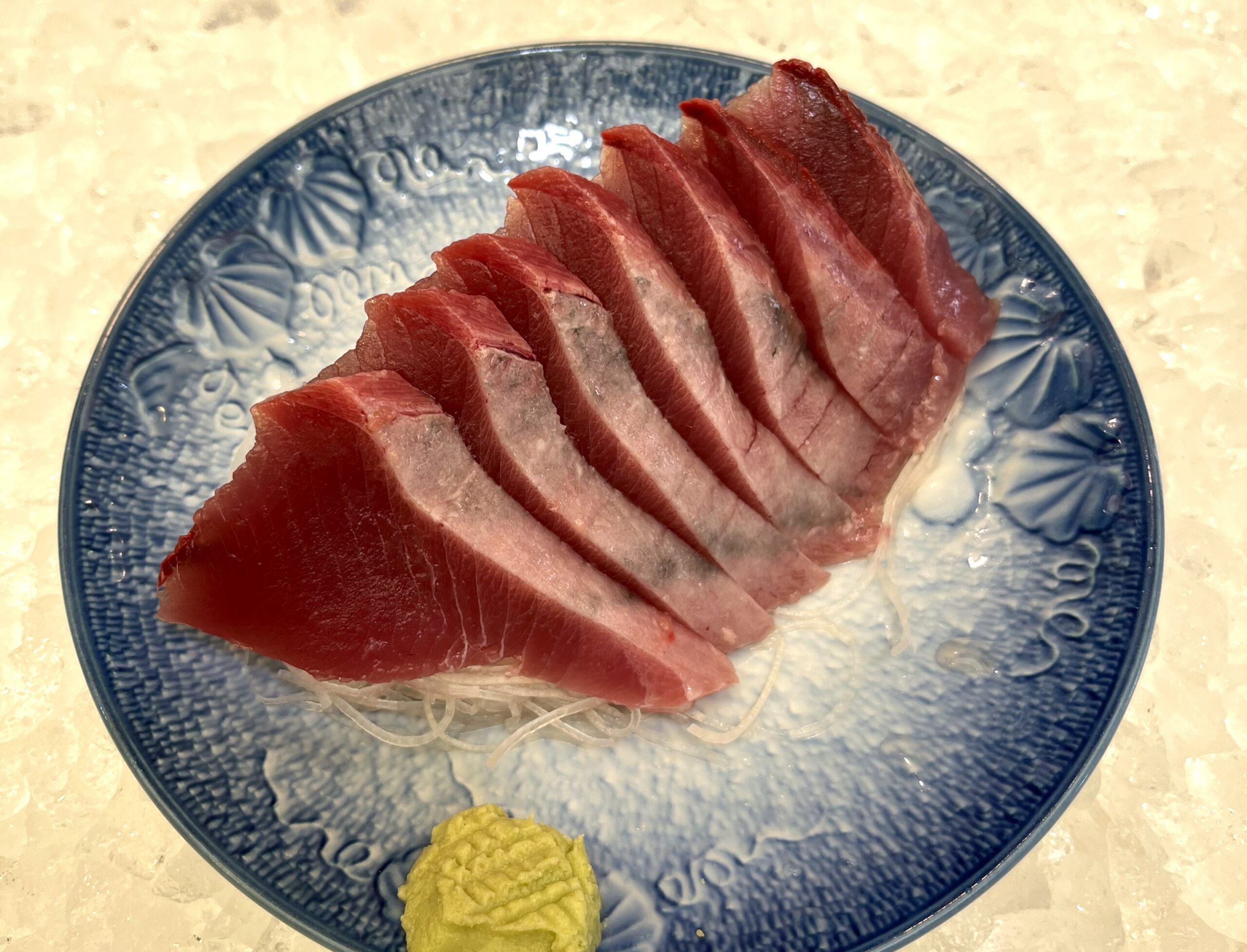 送料無料 約1Kg 厚切り銀鮭 半身脂の乗った大ぶり鮭 焼鮭 サーモン 魚 切身 ギフト プレゼント おすすめ坊'Sオンラインストアの通販・お取り寄せなら ぐるすぐり
