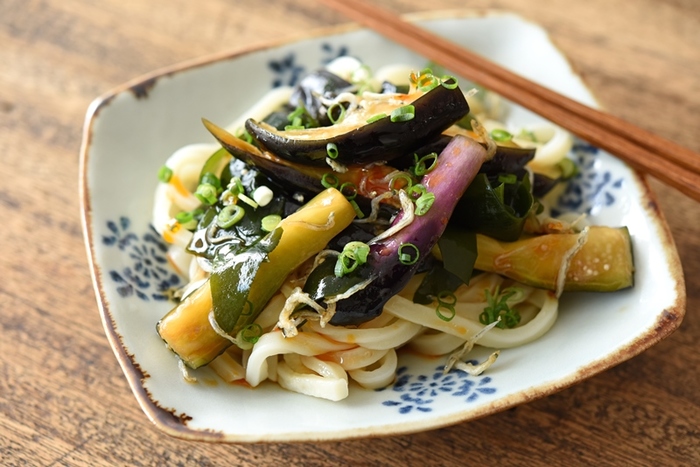 簡単ランチ！ごま油香る海苔ツナ冷やしうどん