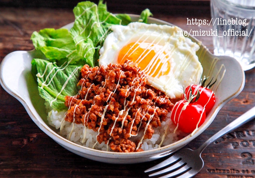 豚ひき肉とニラの簡単スタミナ丼