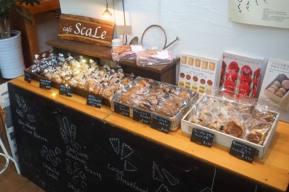 12 件の「スイーツディスプレイ」や「食品ディスプレイ」のアイデアを見つけましょうクッキーの包装、ラッピング アイデア お菓子、クッキーの ディスプレイ など