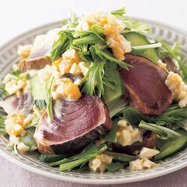 カツオのたたきの作り方 皮をパリッと焼くプロの技カセットコンロで簡単にできるレシピ