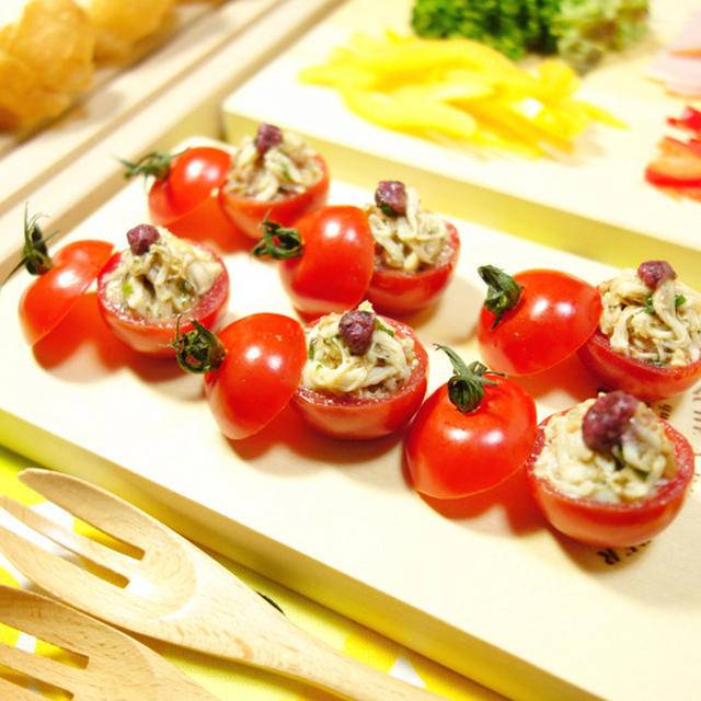 お弁当作りにぴったり キュウリミニトマト飾り切り～フルーツカッティング教室フルーツカット教室フルーツカッティングラボ 埼玉