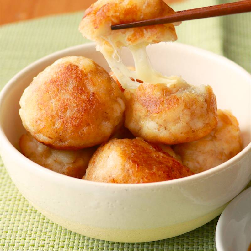 4種チーズのピザ