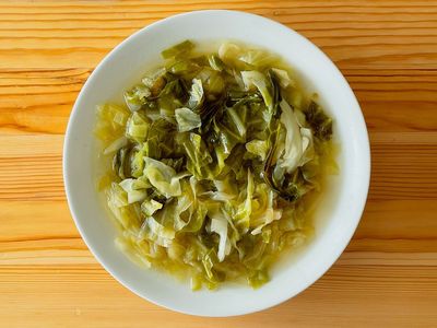 コンソメとベーコンで簡単味付け！ キャベツのスープ の作り方