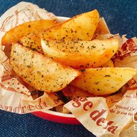 ごろごろ野菜の煮込みハンバーグ