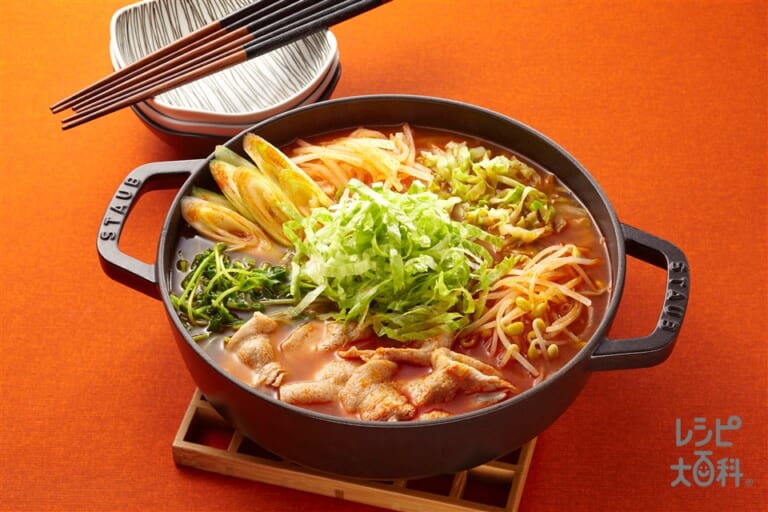 野菜たっぷり韓味噌だれの無水鍋大源味噌