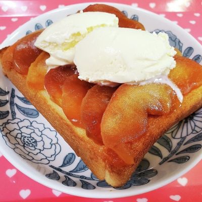 映画「きのう何食べた？」コラボ！りんごのキャラメル煮トーストクラシル