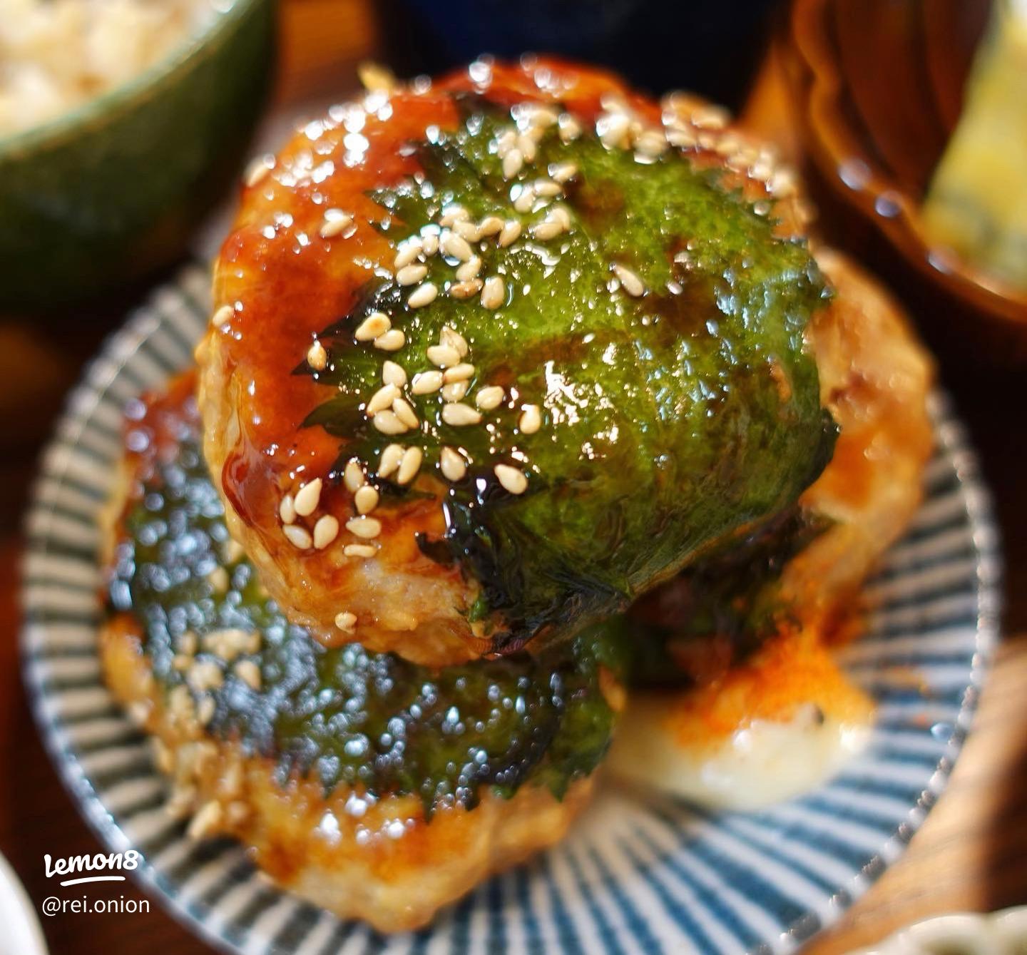 豚挽き肉で作る☆大葉入り味噌つくね♪