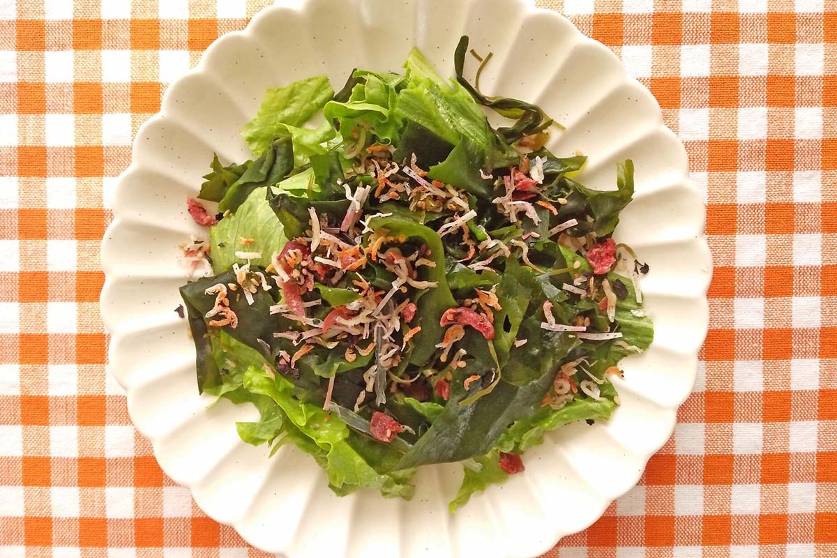 簡単！！５分おかず レタスと豚バラ肉のつやつや塩だれ炒めと、からだに優しいごはん