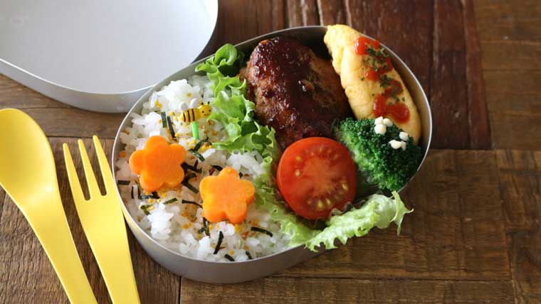 他の投稿も見る▶︎ @child__recipe__ @sa3na7an3asさんの投稿をご紹介します✨＝＝＝＝＝＝＝＝＝＝＝＝＝＝＝＝＝＝＝＝＝＝＝＝＝ @sa3na7an3as 👆🏻他のレシピも見てみる？🌷 ˗ˏˋ ‎2023.7 8ˎˊ˗＼カンタン！かわいい！お弁当のおかず 4品