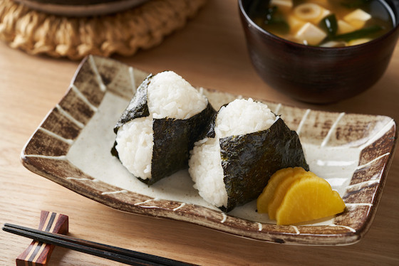 目玉おにぎりラップ 15枚入 5柄各3枚× 20個dショッピング おにぎりラップ 鬼滅の刃 12枚入 3柄 各4枚炭治郎 禰豆子善逸 伊之助 義勇 胡蝶 しのぶ ラップ おむすびラップ おにぎりシート おむすびシート 子供 日本製 おにぎり用カテゴリ：キッチン