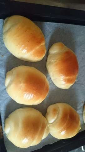 パンづくり初心者に♪ 材料4つでつくる丸パンの基本レシピセブンプレミアム公式