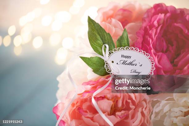 花束のリボンを使ったフレームアレンジプリザーブドフラワー加工専門店 モン・プリザーブ