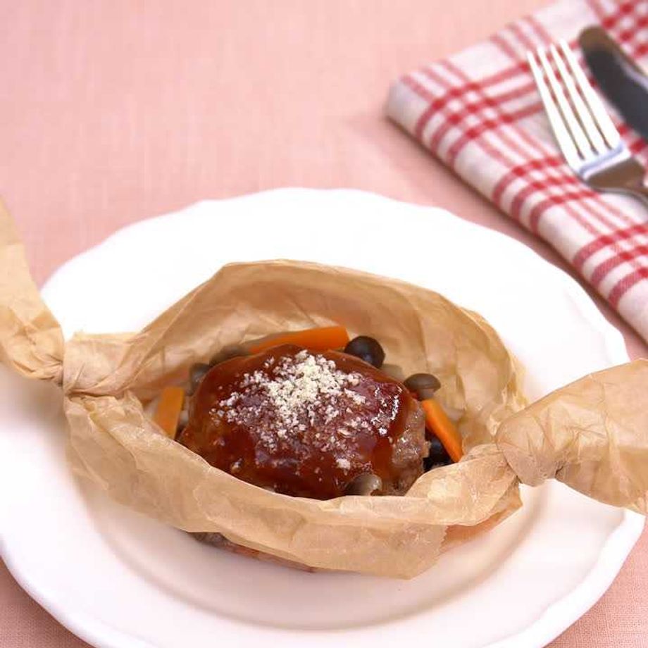 黒ホイルの包み焼きハンバーグ☆下町の台所ごはん