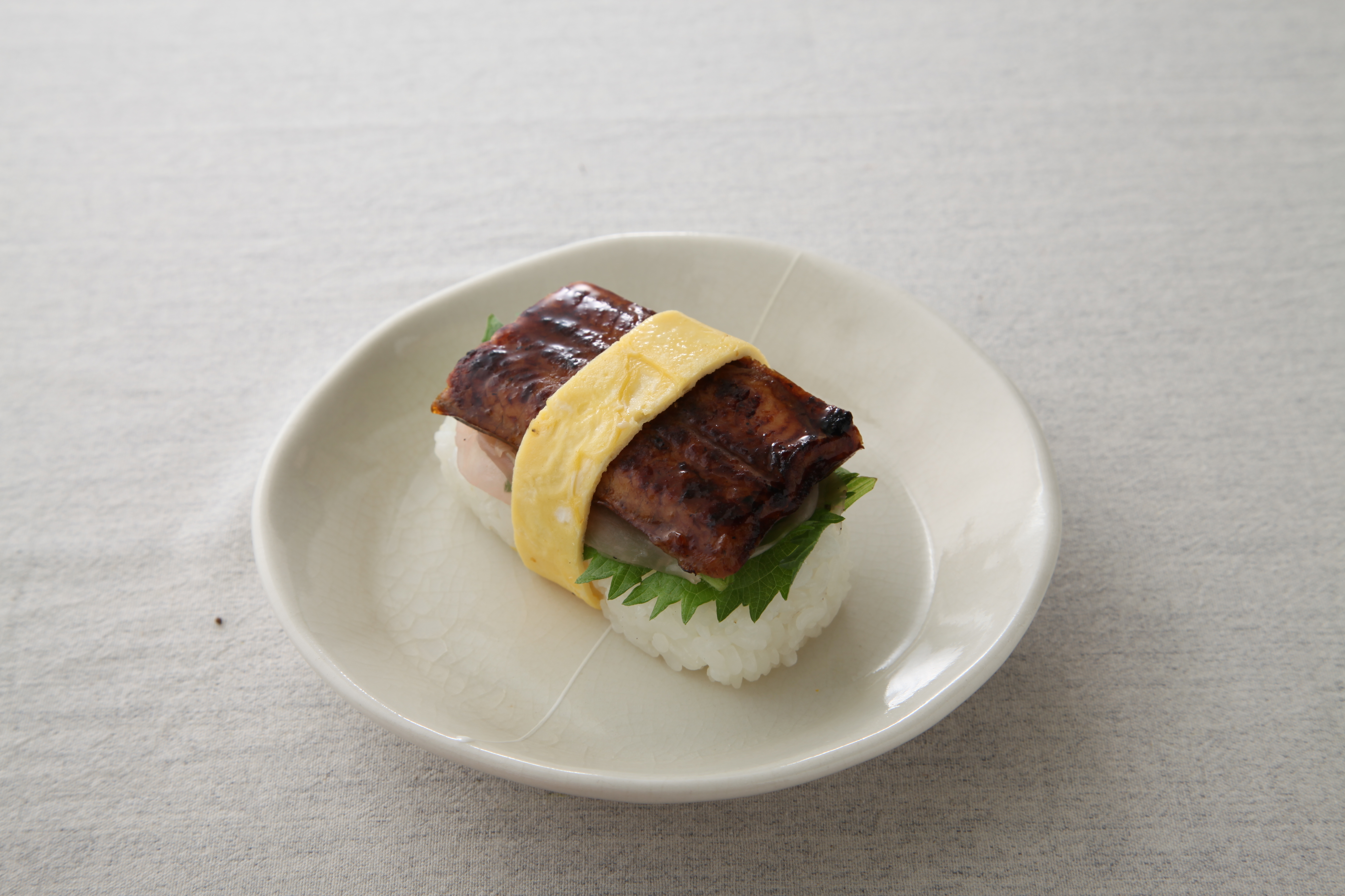 土用の丑の日にはうなぎを食べよう！うなぎときゅうりの錦糸卵ごはん