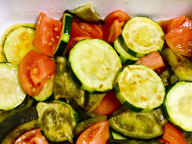 バーベキューの箸休めカンタンザワークラウトとキュウリのレモン漬け angiee♡Snapdish スナップディッシュID:GuDr4a