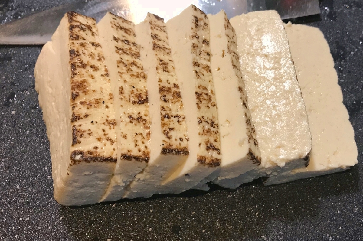 ほっと温まる♪ 焼き豆腐とえのきの味噌汁