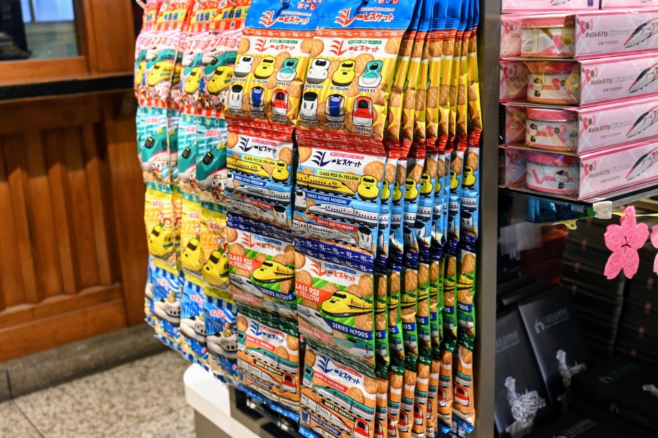 京都鉄道博物館ミュージアムショップのオススメお土産ベスト２２をご紹介