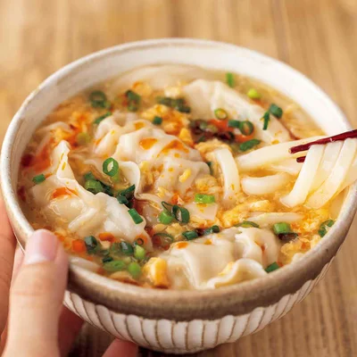 基本からアレンジまで！思わずつくりたくなる「混ぜうどん ひき肉」のレシピ集クックパッド