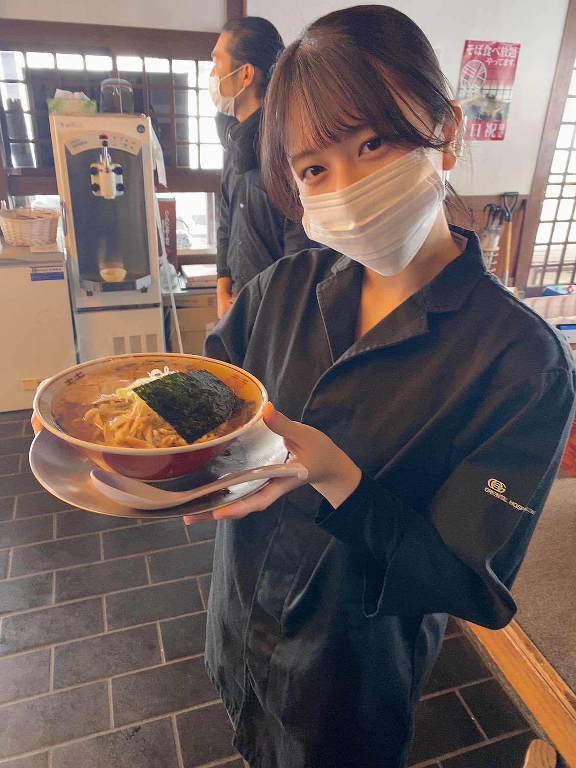 テレビで観た 松戸にある『町中華東東』に 行ってきました🧐 地域に根付いていそうで 老若男女に愛されるお店でした😌 看板娘２人が作る中華を想像してきましたが お２人の面影はなく 全く違う店員さんしか 居られず残念でした😭中華料理東東 東東とんとんトントン