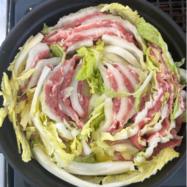 白菜と豚薄切り肉のミルフィーユ鍋