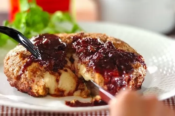 とろーりラクレットチーズとグリル野菜